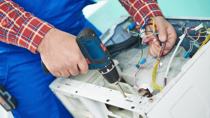 Gaziosmanpaşa Maytag Maytag çamaşır makinesi kart tamiri – Su almama arızası orijinal parça ile giderildi. - Teknik servis örneği